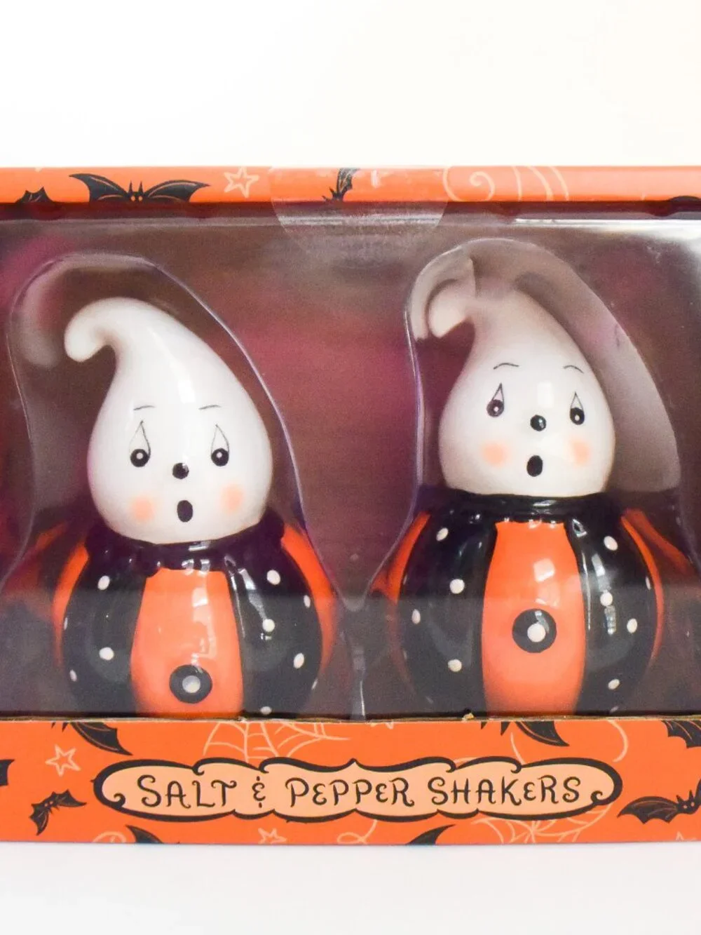 *Johanna Parker* Ghosts Halloween Salt & Pepper Shakers - NEW!